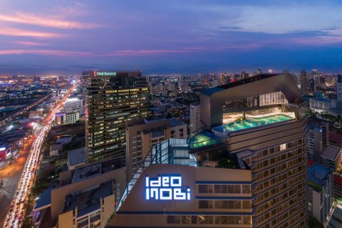 Студия в кондо в Хуай Кванге, Бангкок, Таиланд № 140228 - фото 4