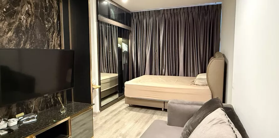 Студия в кондо в Хуай Кванге, Бангкок, Таиланд № 140228