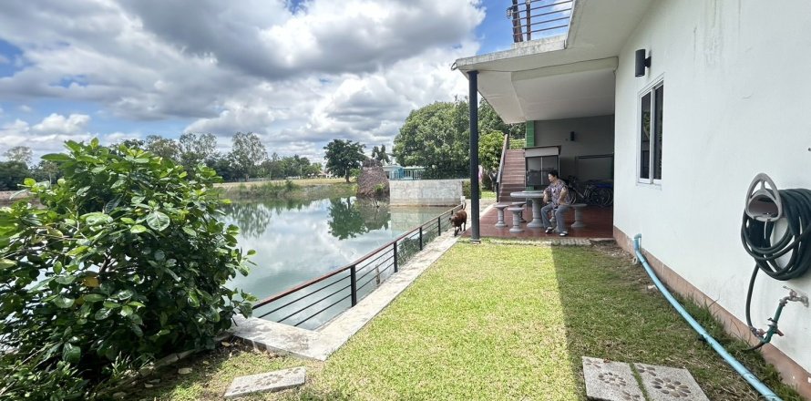 Дом в Ханг Донге, Таиланд с 2 спальнями  № 148637