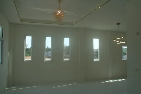 House in Lom Sak, Thailand 5 bedrooms № 148631 - photo 16