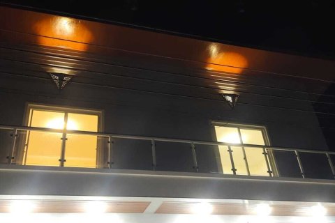 House in Lom Sak, Thailand 5 bedrooms № 148631 - photo 12