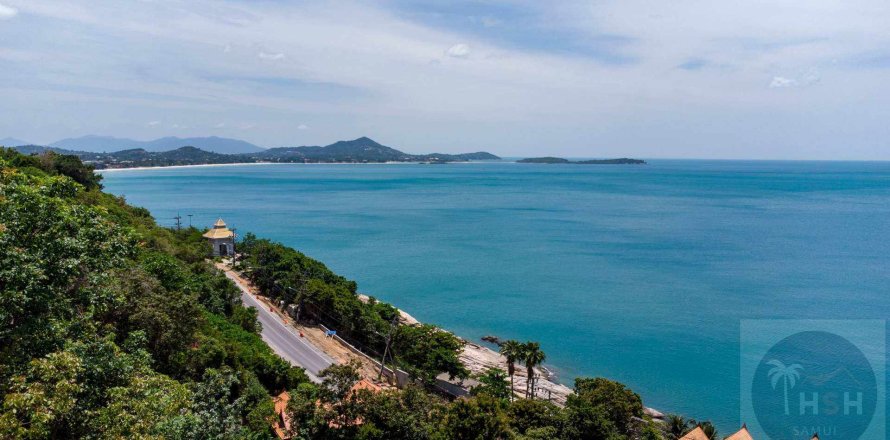 Land on Chaweng Beach, Ko Samui, Thailand 8000 sq.m. № 180262