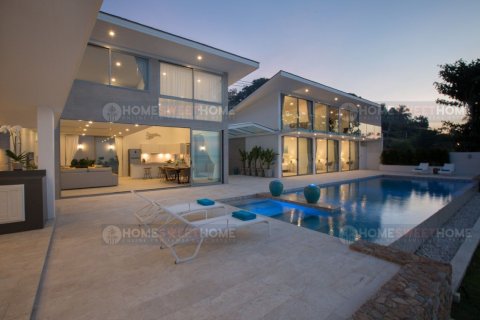 Villa in Ko Samui, Thailand 3 bedrooms № 180261 - photo 7