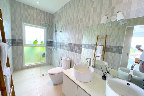 Villa in Ko Samui, Thailand 3 bedrooms № 180258 - photo 12