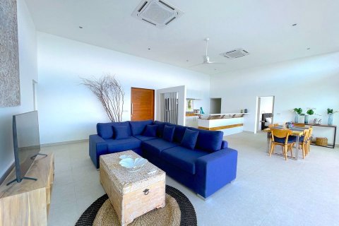 Villa in Ko Samui, Thailand 3 bedrooms № 180258 - photo 11
