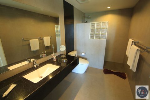 Condo in Ko Samui, Thailand, 1 bedroom № 180257 - photo 9