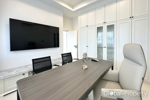 House in Pattaya, Thailand 3 bedrooms № 113575 - photo 12