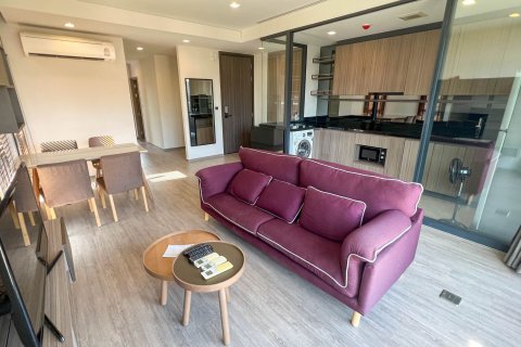 Condo in Watthana, Bangkok, Thailand, 2 bedrooms  № 152857 - photo 1