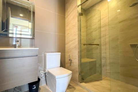 Condo in Watthana, Bangkok, Thailand, 2 bedrooms  № 152857 - photo 28