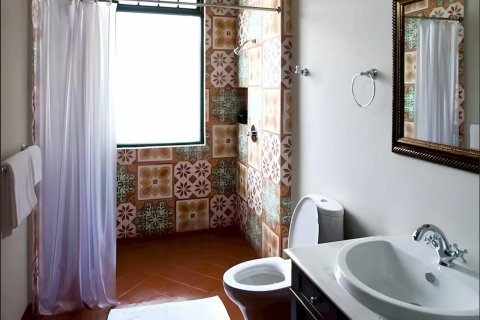 Вилла в Сатхоне, Бангкок, Таиланд с 9 спальнями  № 152856 - фото 5