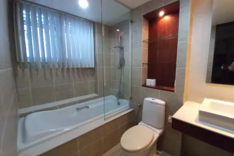 Кондоминиум с 2 спальнями в Ваттхане, Бангкок, Таиланд № 138811 - фото 5