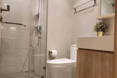 Studio dans le Condo à Watthana, Bangkok, Thaïlande  № 163238 - photo 9