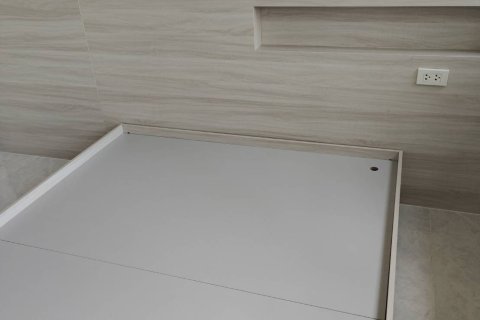 Студия в кондо в Клонг Тоэй, Бангкок, Таиланд № 163241 - фото 9