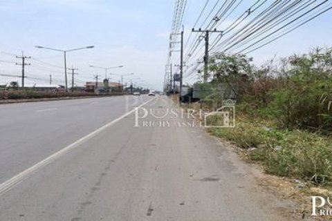 Land in Samut Sakhon, Thailand 100000000 sq.m. № 163239 - photo 5