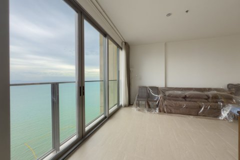 Condo in Pattaya, Thailand, 2 bedrooms  № 173093 - photo 18