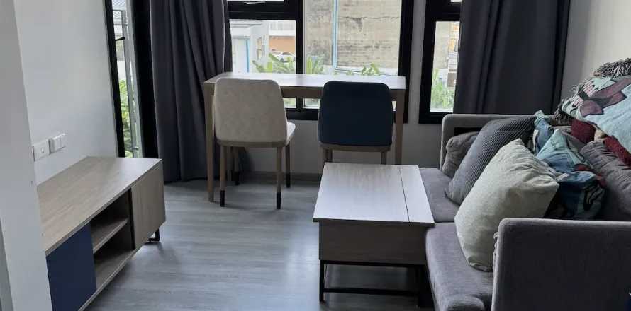 Studio dans le Condo à Watthana, Bangkok, Thaïlande  № 173094