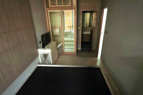 Studio dans le Condo à Watthana, Bangkok, Thaïlande № 173089 - photo 7
