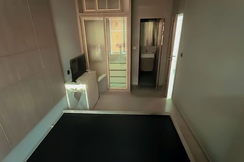 Studio dans le Condo à Watthana, Bangkok, Thaïlande № 173089 - photo 4