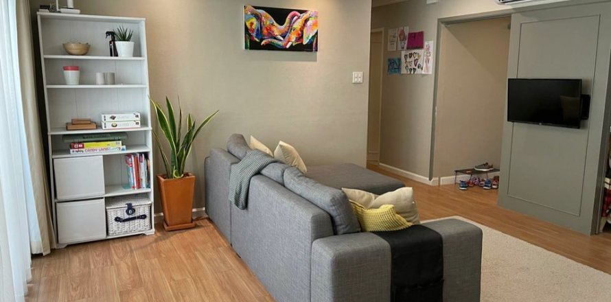 Condo in Watthana, Bangkok, Thailand, 3 bedrooms № 167420
