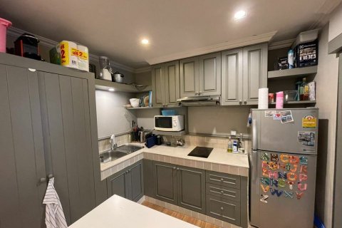 Condo in Watthana, Bangkok, Thailand, 3 bedrooms № 167420 - photo 5