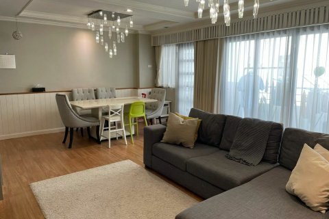 Condo in Watthana, Bangkok, Thailand, 3 bedrooms № 167420 - photo 2