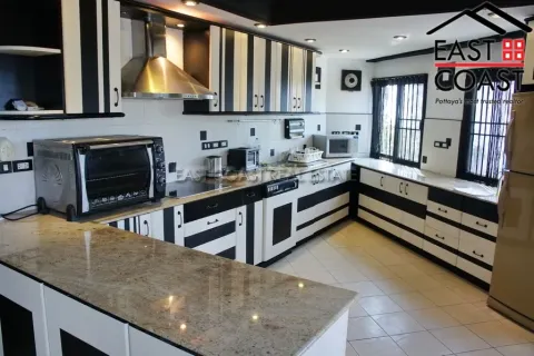 Condominio de 2 dormitorios en Pattaya, Tailandia № 212745 - foto 7