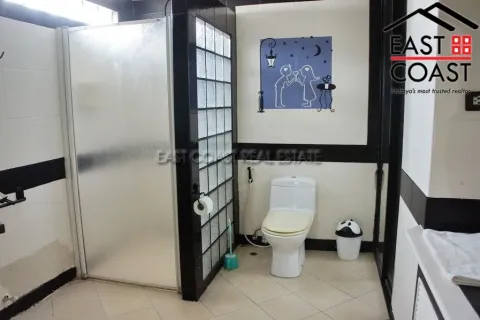 Condominio de 2 dormitorios en Pattaya, Tailandia № 212745 - foto 9