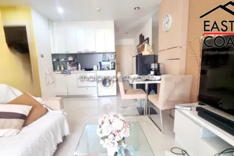 Condominio de 1 dormitorio en Jomtien Beach, Pattaya, Tailandia № 212749 - foto 2