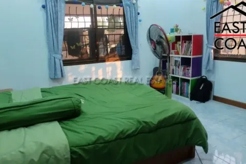 Casa de 3 dormitorios en Pattaya, Tailandia № 212751 - foto 12