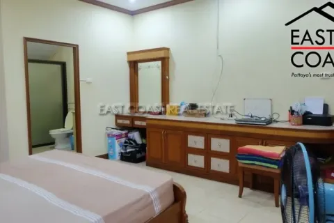 Casa de 3 dormitorios en Pattaya, Tailandia № 212751 - foto 10