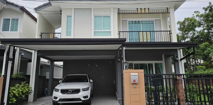 House in Phuket, Thailand 3 bedrooms № 161352