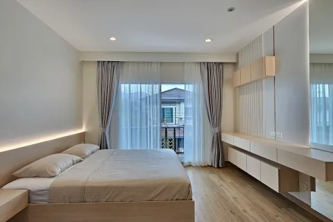 House in Phuket, Thailand 3 bedrooms № 161352 - photo 20