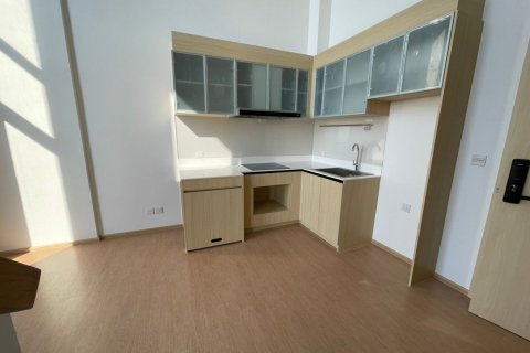 Duplex in Watthana, Bangkok, Thailand 2 bedrooms № 161353 - photo 4