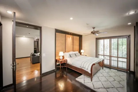 Condo in Khlong Toei, Bangkok, Thailand, 2 bedrooms  № 161354