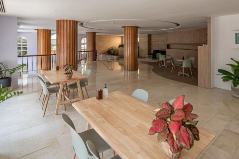 Condo in Khlong Toei, Bangkok, Thailand, 2 bedrooms  № 161354 - photo 9