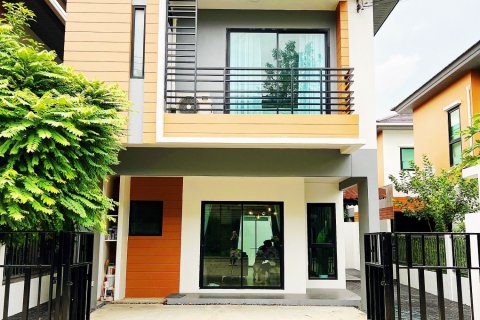 Таунхаус в Банг Пхли Яи, Таиланд с 3 спальнями № 137969 - фото 4