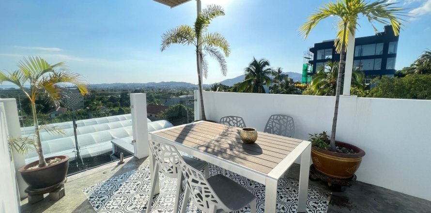 Villa in Phuket, Thailand 3 bedrooms № 170939