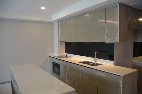 Condo à Watthana, Bangkok, Thaïlande, 3 chambres  № 171275 - photo 6