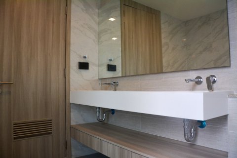 Condo à Watthana, Bangkok, Thaïlande, 3 chambres  № 171275 - photo 15