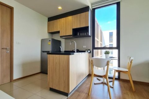 Studio dans le Condo à Watthana, Bangkok, Thaïlande  № 171277 - photo 6