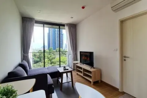 Studio dans le Condo à Watthana, Bangkok, Thaïlande  № 171277