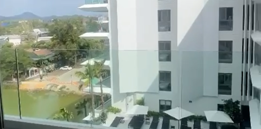 Condo in Phuket, Thailand, 3 bedrooms  № 168973