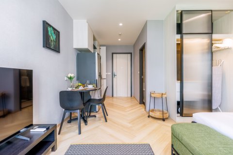 Studio in the Condo in Phuket, Thailand  № 168976