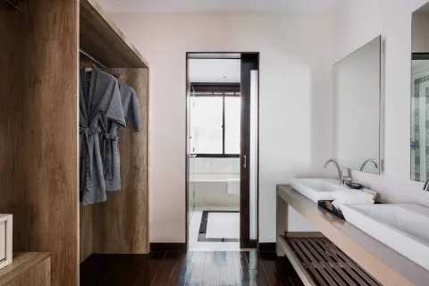 Villa in Hua Hin, Thailand 3 bedrooms № 168977 - photo 4