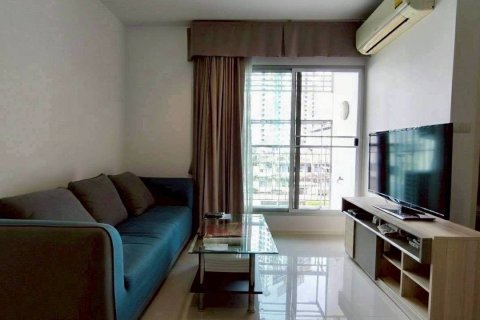 Condo à Khlong Toei, Bangkok, Thaïlande, 2 chambres  № 168971 - photo 1