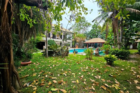 Villa in Hua Hin, Thailand 3 bedrooms № 168972 - photo 28