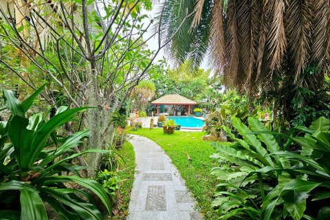 Villa in Hua Hin, Thailand 3 bedrooms № 168972 - photo 24