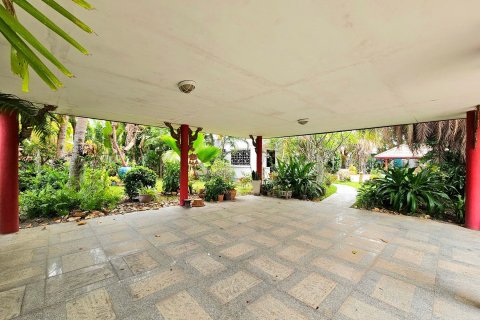 Villa in Hua Hin, Thailand 3 bedrooms № 168972 - photo 23