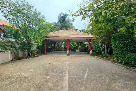 Villa in Hua Hin, Thailand 3 bedrooms № 168972 - photo 22