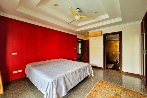 Villa in Hua Hin, Thailand 3 bedrooms № 168972 - photo 18